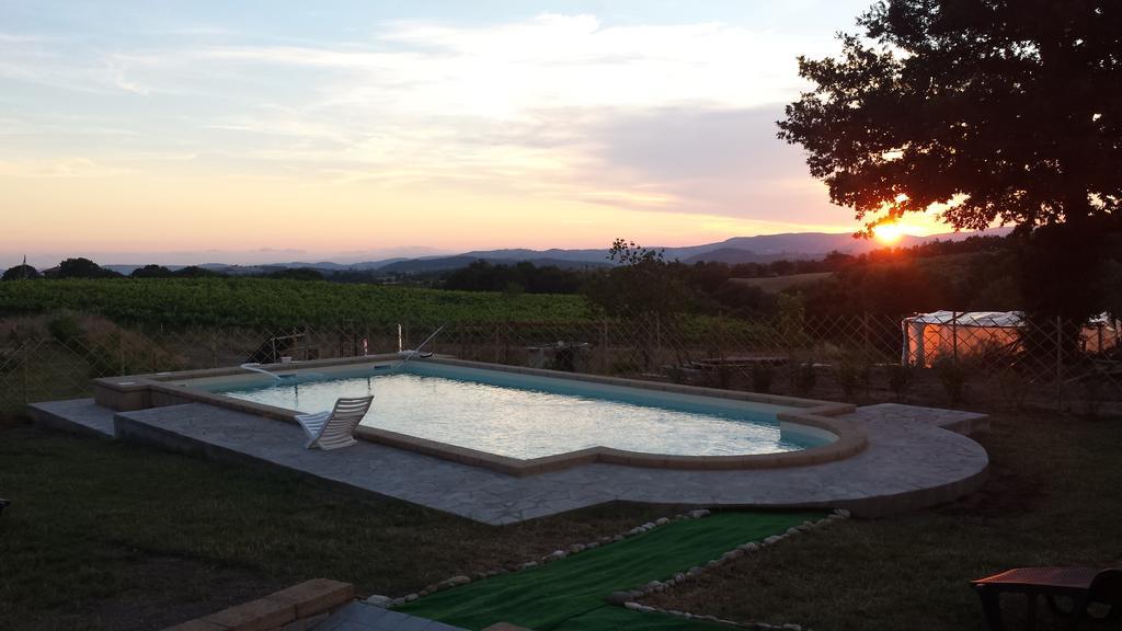 Agriturismo Airone بيتيجليانو المظهر الخارجي الصورة